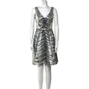 Theia Animal Print Sleeveless V-Neckline A-Line Mini Dress Size 6
